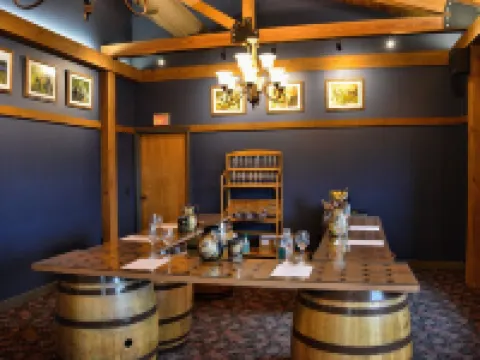The Inn at Glenora Wine Cellars Hotels in Starkey