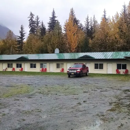 Bird Creek Motel