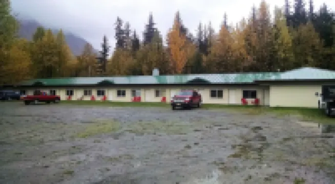 Bird Creek Motel