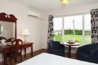 Brackley Beach Northwinds Hotels in Queens County