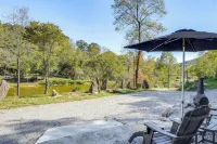 Deck, Grill and Fishing Pond Modern Cookeville Gem - 3 étoiles