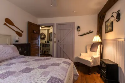 Folkestone Inn Hotels in der Nähe von Mingus Mill