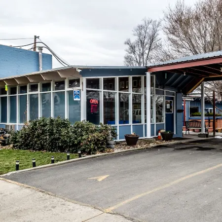 Lakeview Lodge Motel