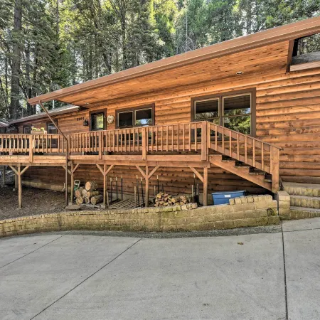 Pollock Pines Resort Cabin 11 Mi to Apple Hill