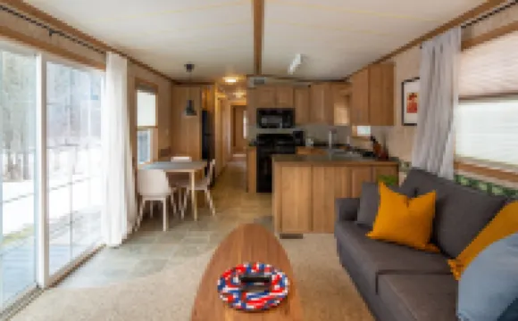 Crazy Creek Resort & Hot Pools Hotels in Columbia-Shuswap E