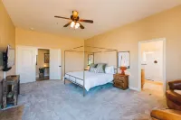 Amazing Desert Retreat + Cowboy tub + Indoor Spa