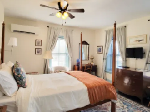 Pheasant Field Bed and Breakfast Hotels in Middlesex Township