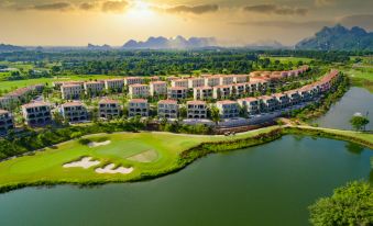 Wyndham Sky Lake Resort and Villas