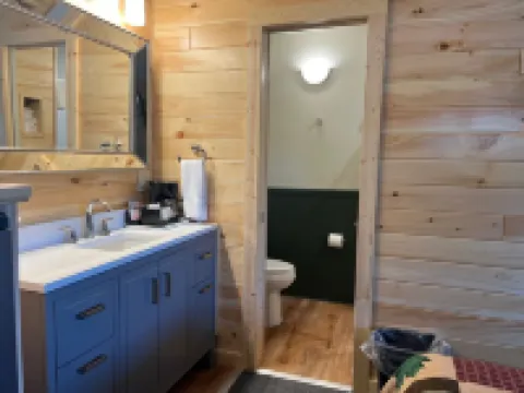 Cedars Motel