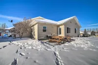 Spacious Idaho Home Ski, Hike, and Fish!