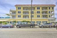 North Wildwood Condo - Beach Across Street! - spa