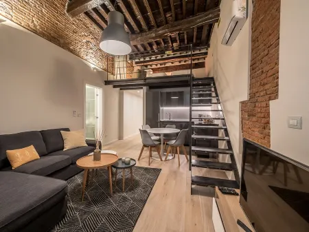 My Luxury Suites - Standard Apartment