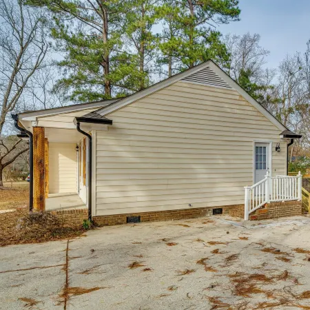 Bailey Vacation Rental, 13 Mi to Downtown Wilson