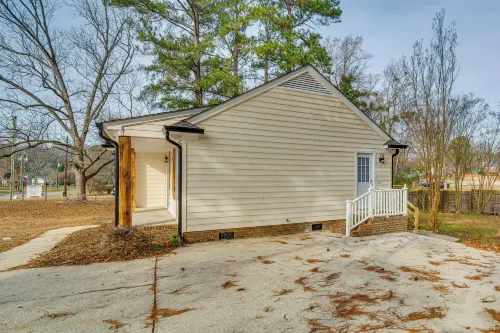 Bailey Vacation Rental, 13 Mi to Downtown Wilson