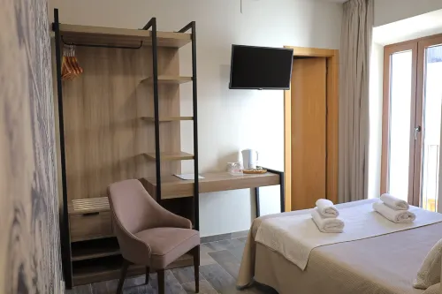 Hospedium Dlj Hostal Temático Desde la Judería - Bãi đậu xe