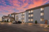 Best Western Waukesha Grand Hotels in 