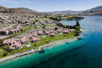 Lake Chelan Shores: Sandy Beach Delight # 1-5; Chelan, WA. Beautiful 2-bdr condo