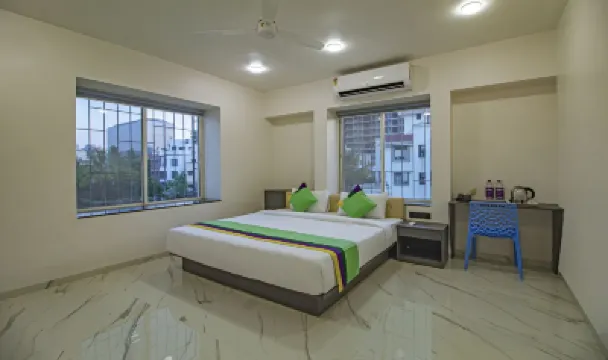 ทรีโบ อทิธิ คอมฟอร์ตส์ อินน์ โรงแรมใกล้สนามกีฬาบาเลวาดี