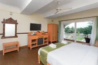 Stone Wood Riverfront Resort, Siolim - balcony