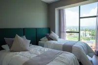 Luxury Condo Scenic Views of Festival del Globo