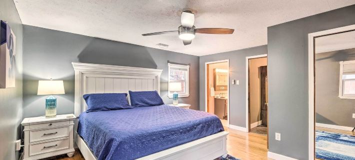 Pet-Friendly Clarksville Home w/ Central A/C Hotels in Clark County