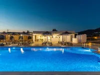 Evripus Suites Hotel dekat Pantai Agiassos