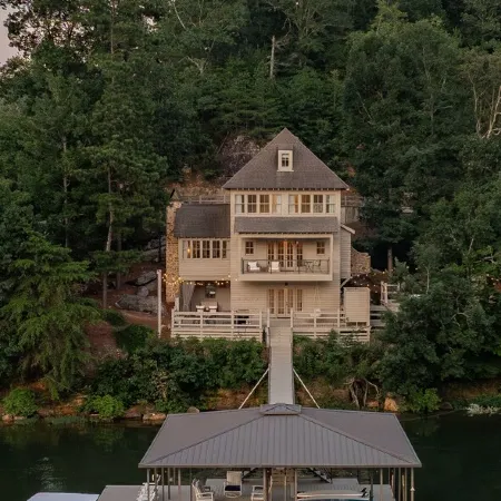 Water's Edge, Gated Community, Private Dock with Toys, Community Pool, Hot Tub