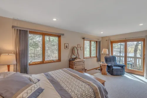 Ideal for family reunions!  5 bedrooms, 3 bathrooms, private beach.