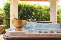 Domaine de l'Astragale - Hot Tub