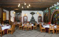 Jeroc's Plaza Hotels in San Buenaventura Atempan