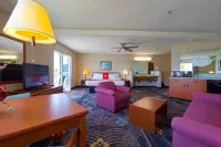 Siletz Bay Beachfront Hotel by OYO Lincoln City Hotels in Gleneden Beach