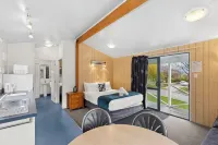 Hampshire Holiday Parks – Queenstown Lakeview