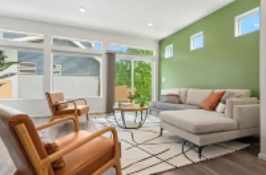 Spacious 4BR Exec Home - Near DIA & Medical Center