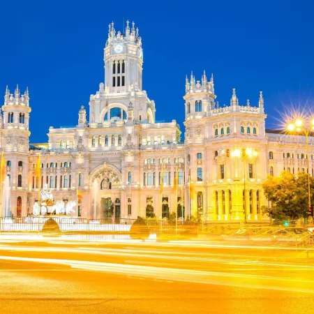 Hostel Almansa Отели рядом с достопримечательностью «Станция Santa Eugenia »