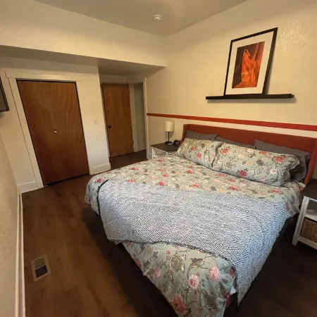 Charming 2-bedroom House in Uptown Butte