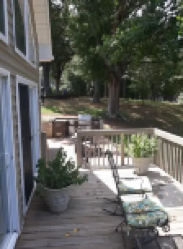 Cute House on Lake Hartwell- Dock Access!PETS ALLOWED!