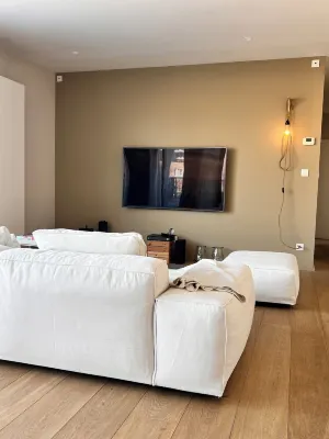 La Petite Foret Contemporary Apartment in Halle Hotels in Halle