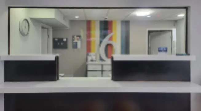 Motel 6 Omaha, NE