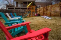 Game Room & Hot Tub, 12 mi to Red Rocks