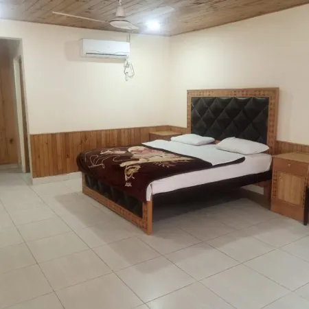 Mountain Inn Hotel Chitral Отели в г. Читрал