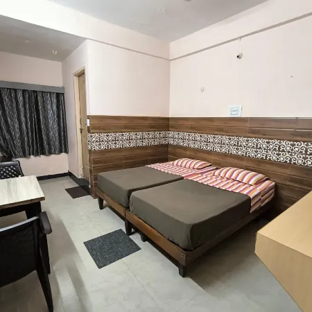 Hotel Abhiruchi Lodging