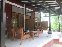 Tambora Hotel Hotel a Seketeng