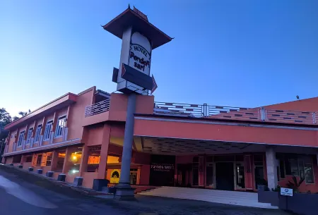 Pondok Sari 2 Отели в г. Тавангмангу