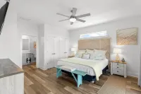 Pet Friendly Beach House - The Great White Florida House by Panhandle Getaways - Balkoner