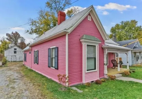 Beautiful restored Victorian farmhouse