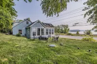 3-Bedroom Vacation Home Just 10 Minutes from Adirondack Park Hotels in Ticonderoga
