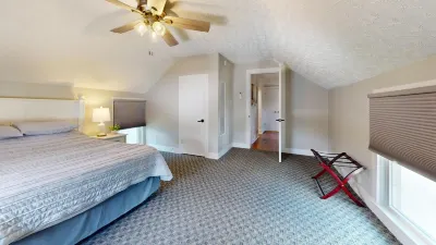 Recovery Loft 1-bedroom apartment in Mansfield with WiFi, AC, Full Kitchen Hotels near The Ohio State Reformatory