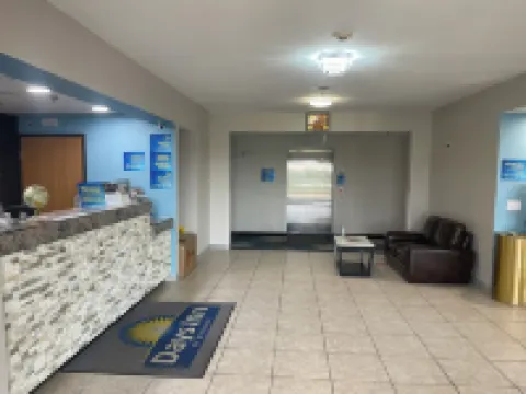 Days Inn by Wyndham Jefferson City Hotels in Cole County