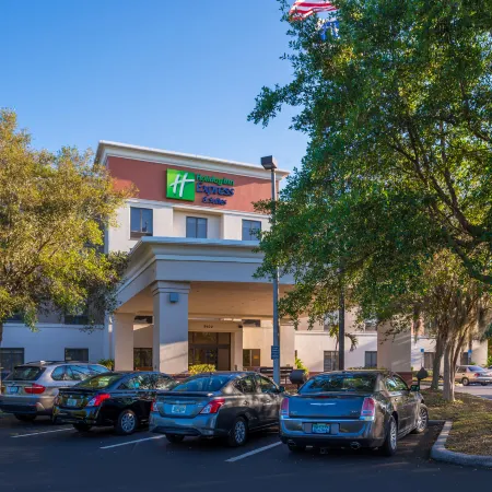 Holiday Inn Express & Suites TAMPA-ANDERSON RD/VETERANS EXP by IHG