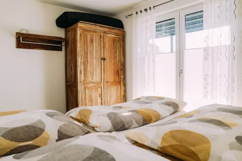 Beautiful FEWO on the edge of the vineyards